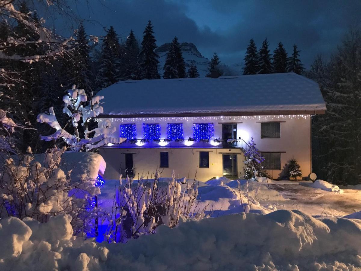 Le Moulin Des Olirics Villa Sallanches Eksteriør billede